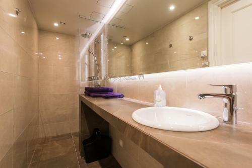Vip Old Town Apartments