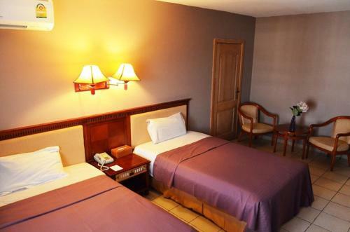 Mensvic Grand Hotel