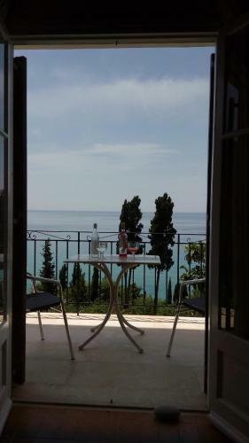 Stefanos Apartments