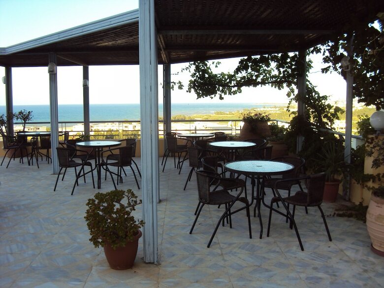 Aparthotel Aphea Village