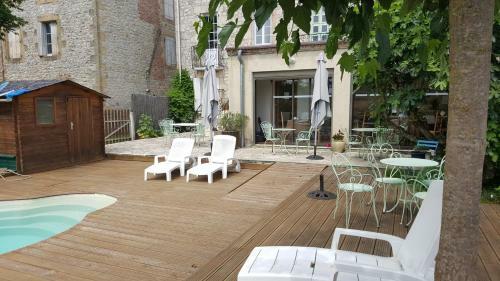 Hotel H�tel Du Puy D'alon