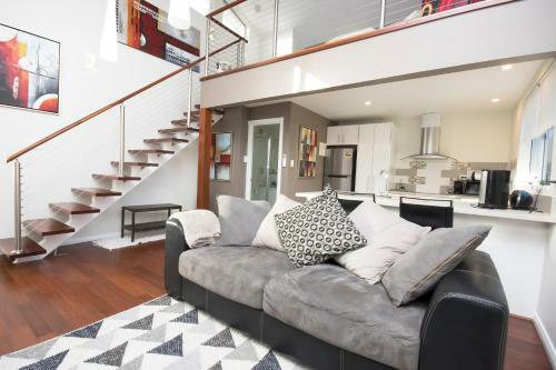 Luxury Executive Apartment