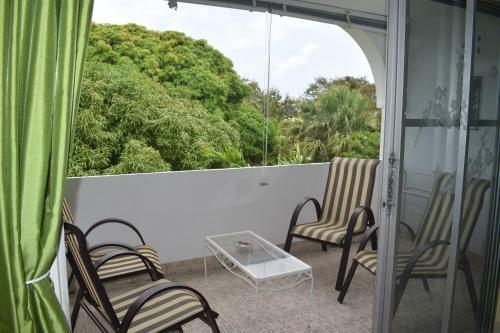 Golden View Apartment