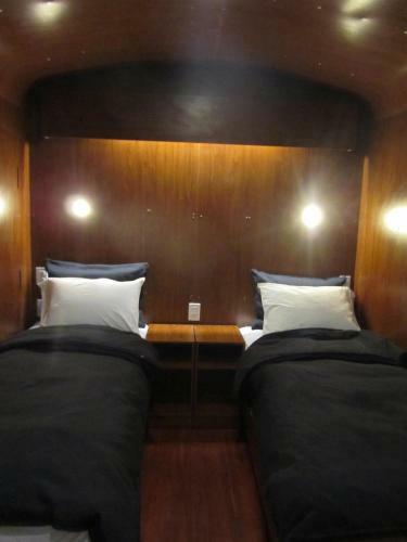 Onkel Inn Wagon Sleepbox Uyuni