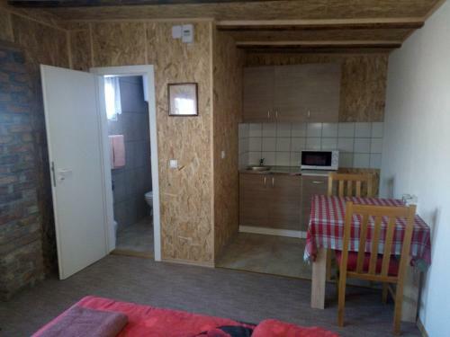 Vinarija Hostel Lakta?i
