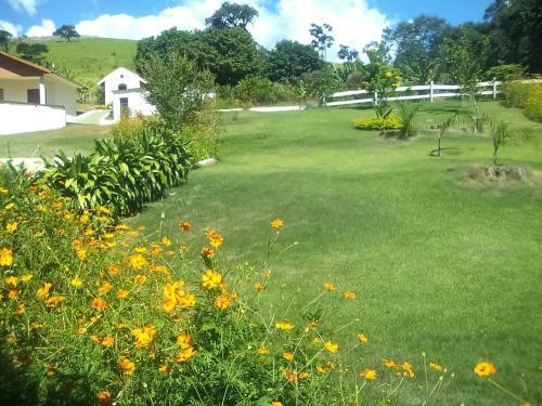 Hostal Pousada Flores Do Campo