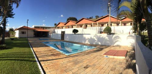 Hostal Pousada Flores Do Campo