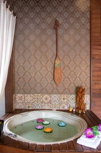 Shiva Guest House