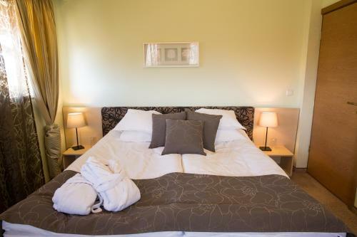 Seven Seasons Hotel & Spa