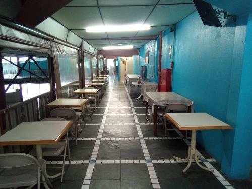 Cumbipar King Hotel