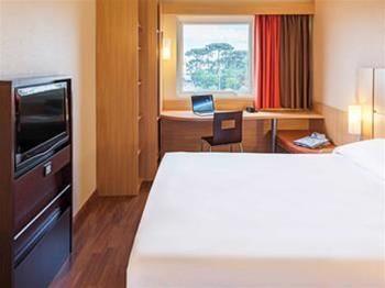 Hotel Ibis Curitiba Aeroporto