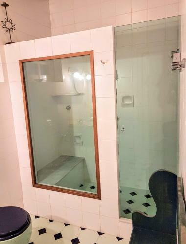 Hostal Pinati Guest House