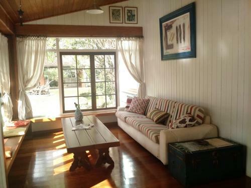 Hostal Pinati Guest House