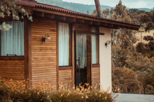 Hostal Caf� E Cabanas Lenha No Fogo