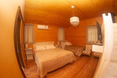 Hostal Caf� E Cabanas Lenha No Fogo