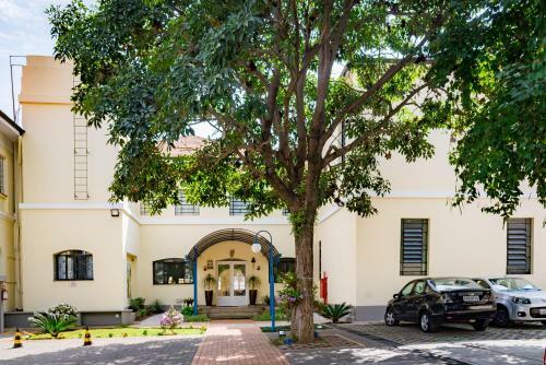 Hostal Centro De Forma��o Sagrada Fam�lia