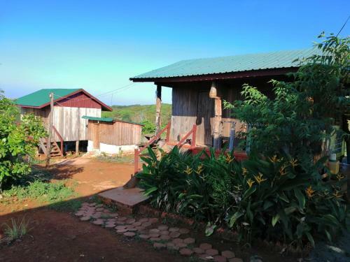 Tree Trails Travel Lodge