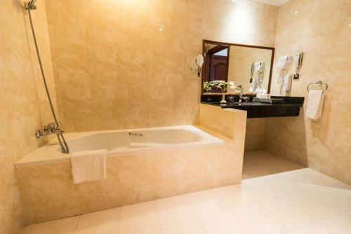 Hotel Regency Classical