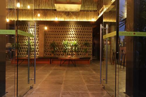 Yazhou Foryou Hotel