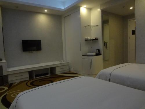 California International Hotel (???????)