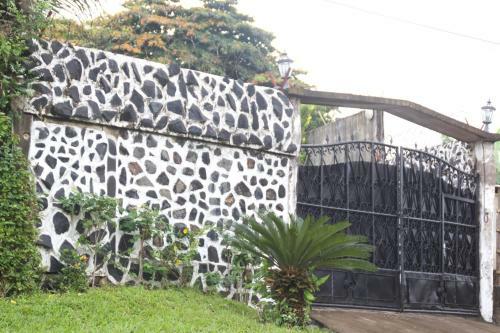 Hostal La Villa De Kribi