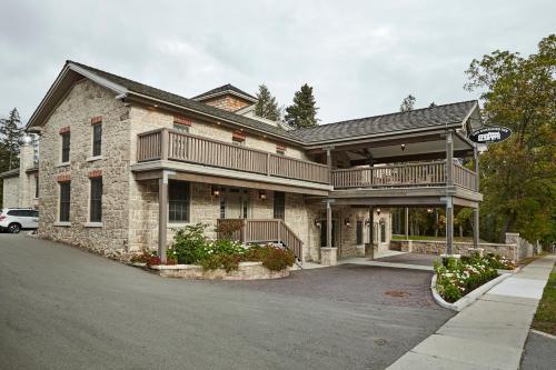 Hotel The Barracks Inn