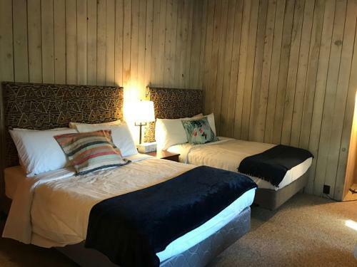 The Surf Lodge And Pub