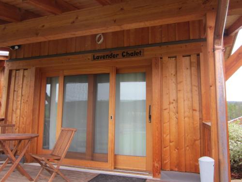 Hotel Kinikinik Cottages