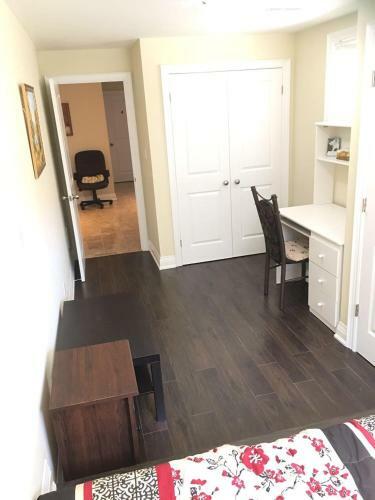 Hostal Toronto Downtown Comfortable Home