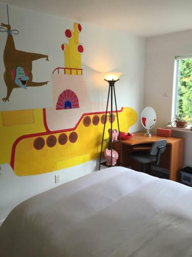 Bed & Breakfast The Yellow Submarine