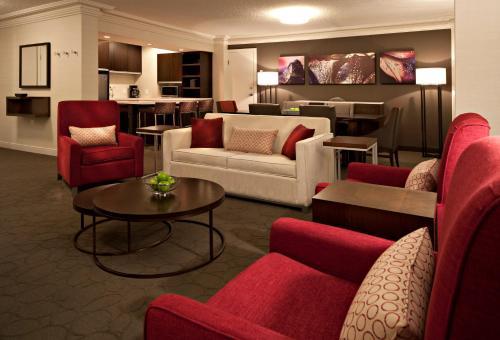 Delta Hotels By Marriott Winnipeg