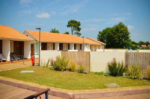 Hotel H�tel Les Pins