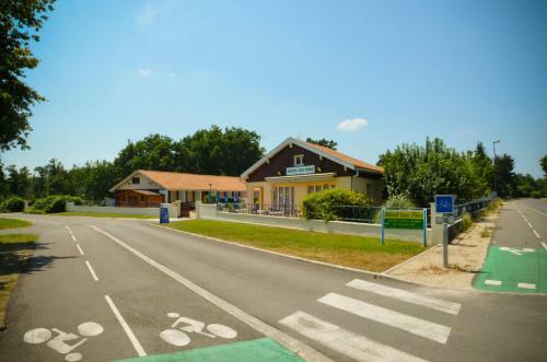 Hotel H�tel Les Pins
