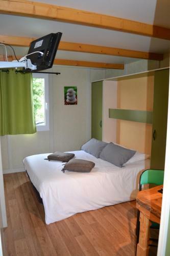Hotel La Tour Du Loup