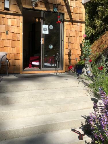 Hostal Sooke Home & Garden