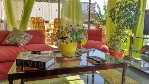 Apartamento En Edificio Las Arenas