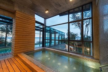 Hotel Awa