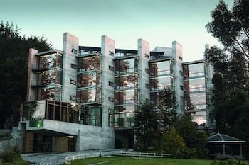 Hotel Awa