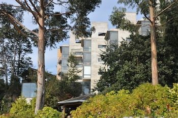 Hotel Awa