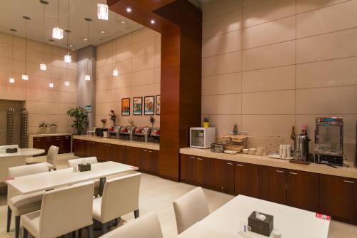 Hotel Jinjiang Inn Select Dalian Youhao Square
