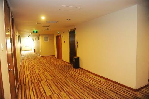 Hotel Jinjiang Inn Select Jinzhong Qixing Plaza