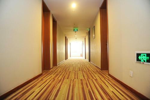 Hotel Jinjiang Inn Select Jinzhong Qixing Plaza