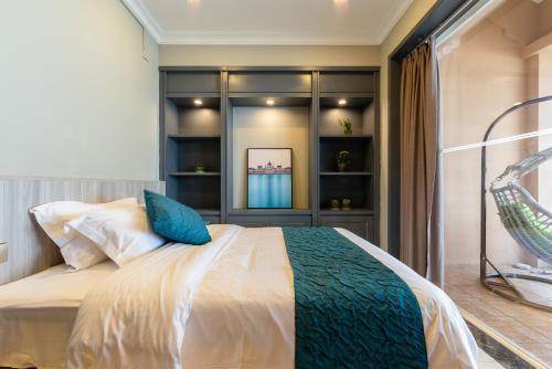 Wind & Moon Holiday Home