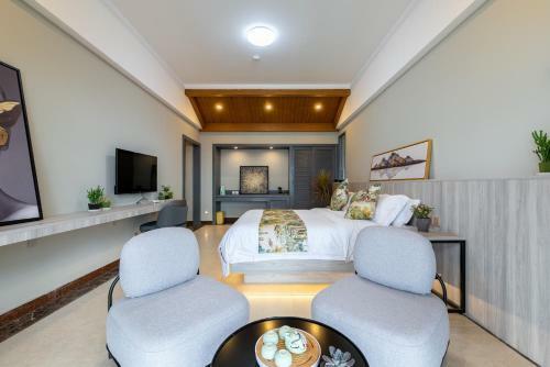 Wind & Moon Holiday Home