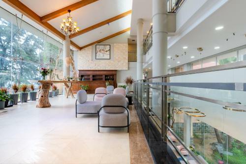 Wind & Moon Holiday Home