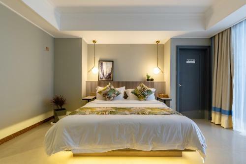Wind & Moon Holiday Home