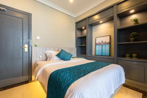 Wind & Moon Holiday Home