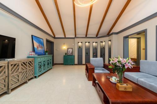 Wind & Moon Holiday Home