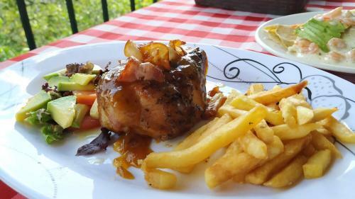 Posada Duck House