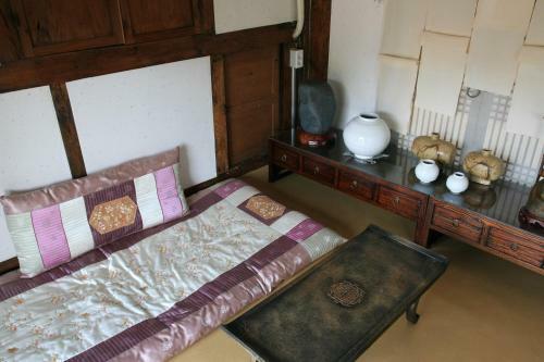 Hostal Yongwook Lee's Traditional House